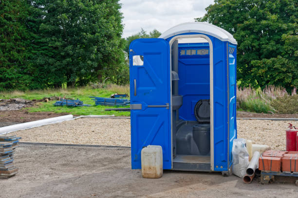 Types of Portable Toilets We Offer in Sea Bright, NJ